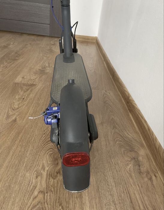 Hulajnoga Mi Eletric Scooter 3 model DDHBX24NEB