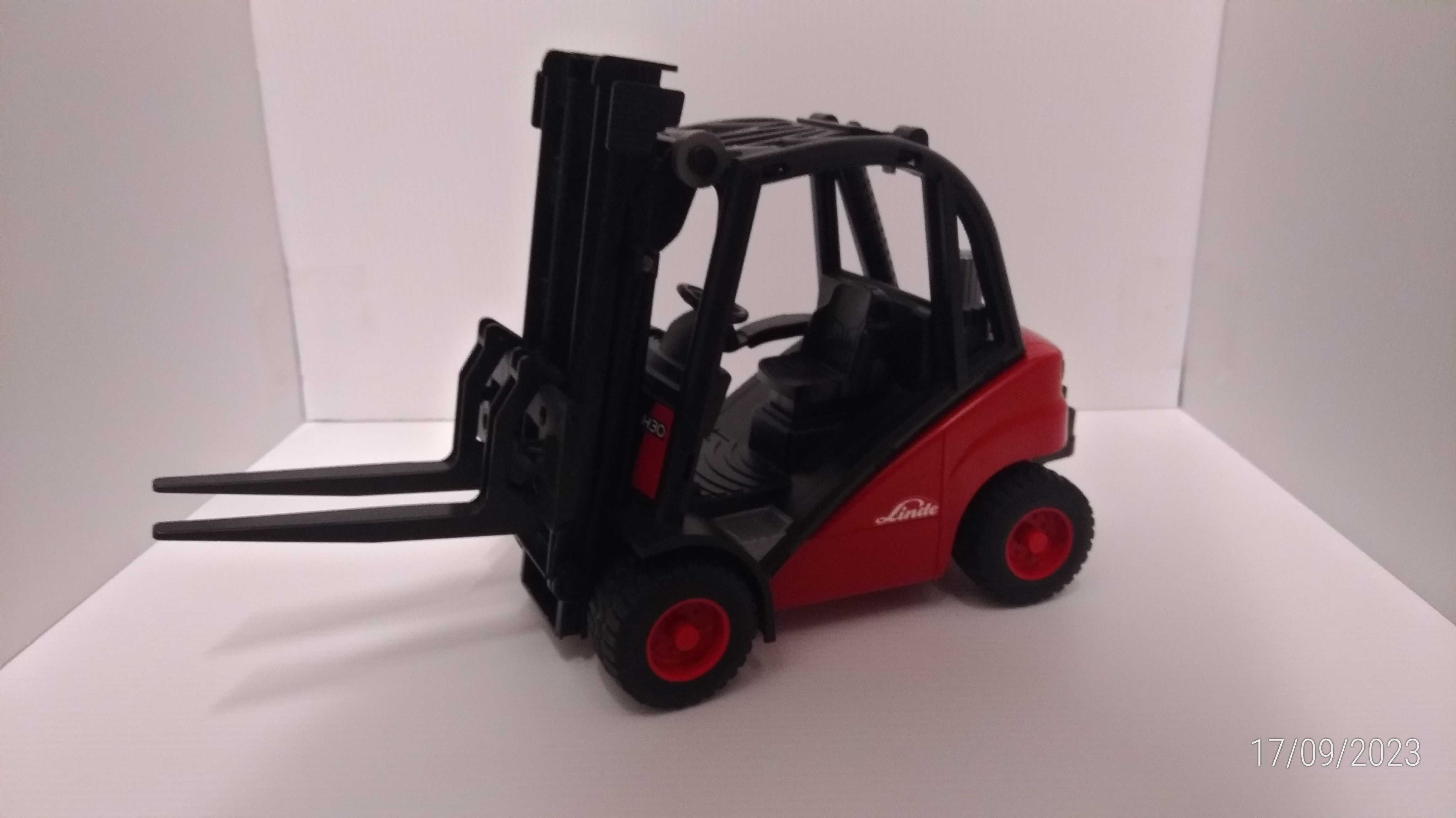 Bruder empilhador 1/16