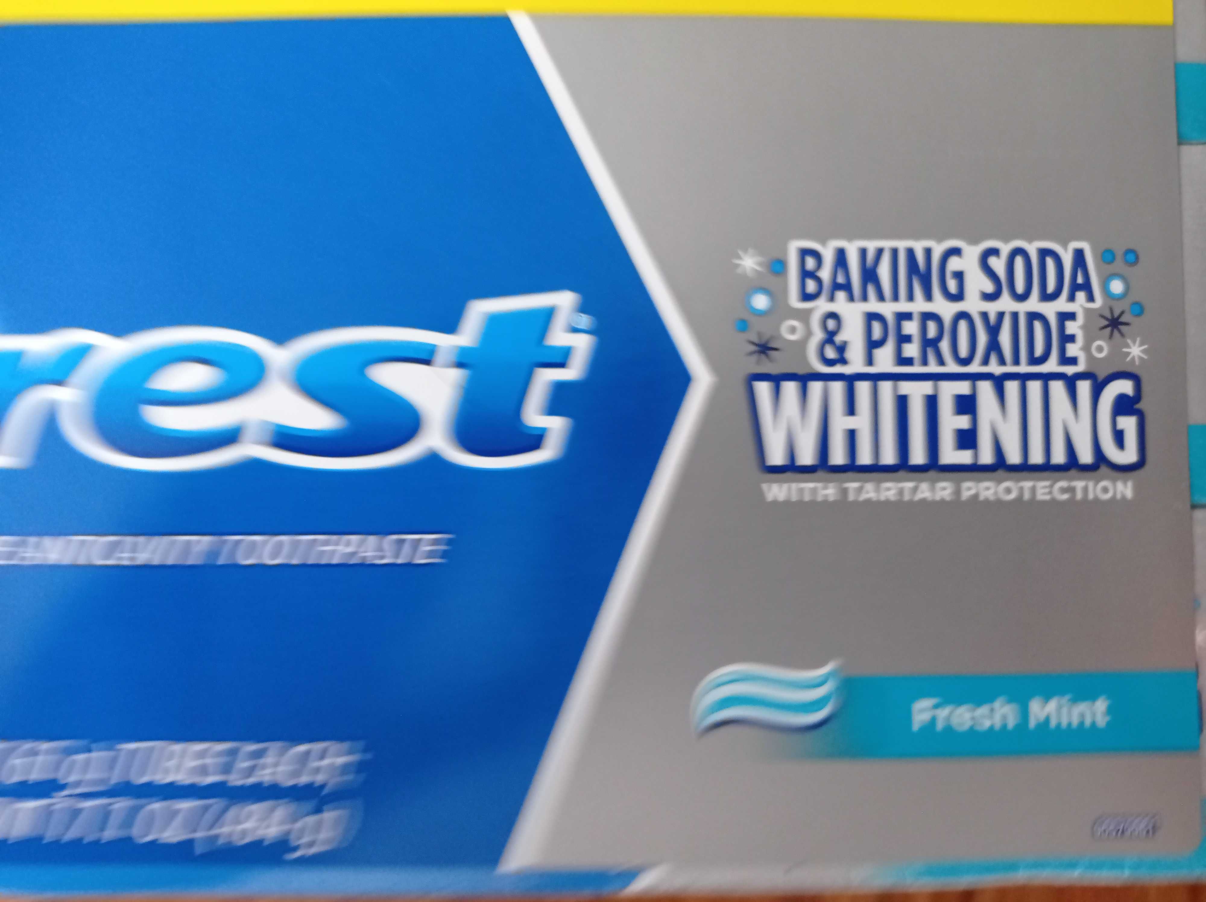 Zestaw 3 x Crest Baking Soda & Peroxide Whitening 161 g Pasta do zębów