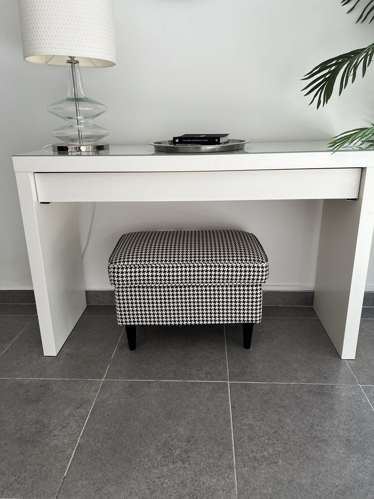 Banqueta IKEA Strandmon
