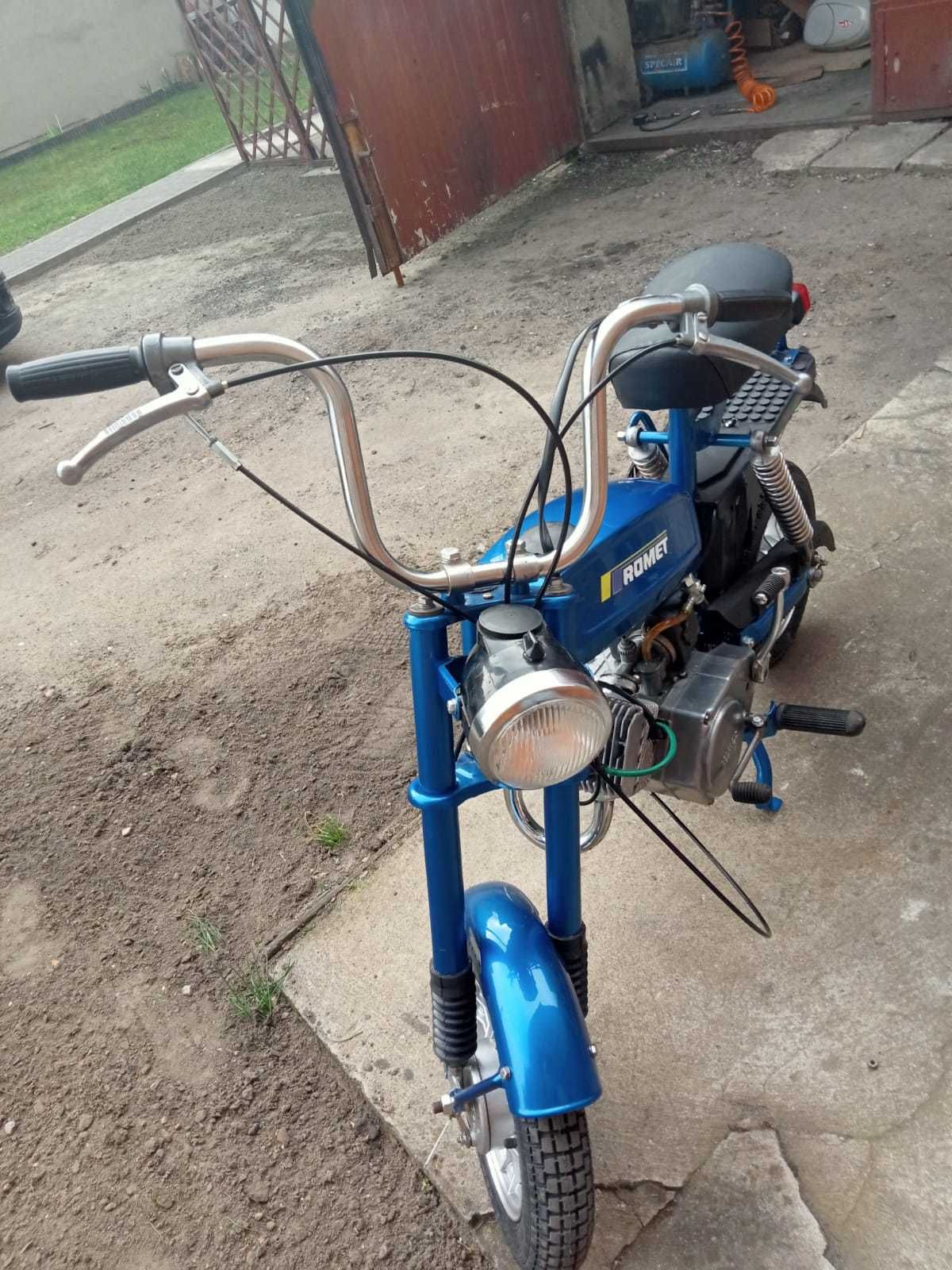 Motorynka 301 po remoncie  1 wlasciciel z dokumentami