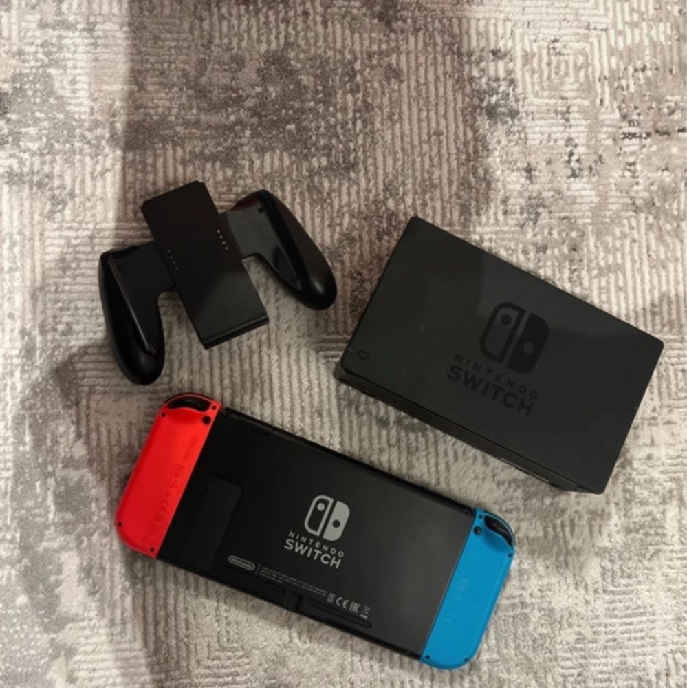 Konsola Nintendo Switch Neon Red / Blue Joycom