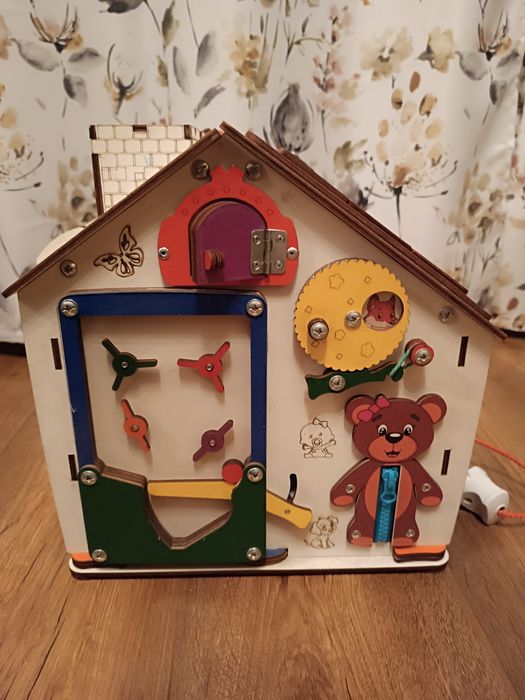 Domek manipulacyjny tablica światełka