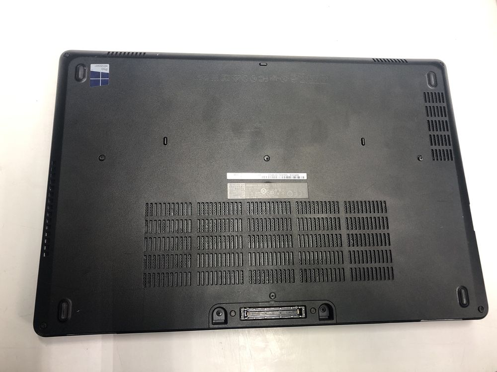 Перевірена часом модель  15.6" матова Dell latitude E5570 i5  Win 10