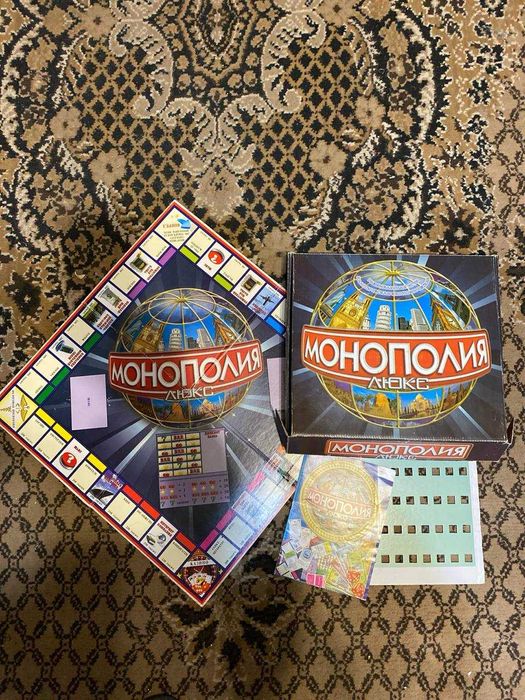 Продаю настольную игру "Монополия" ЛЮКС