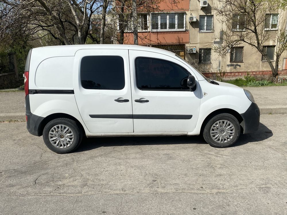 Продам Renault KANGOO вантажне 2013 року виготовлення