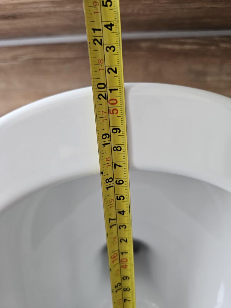 Misa WC wisząca z deską .