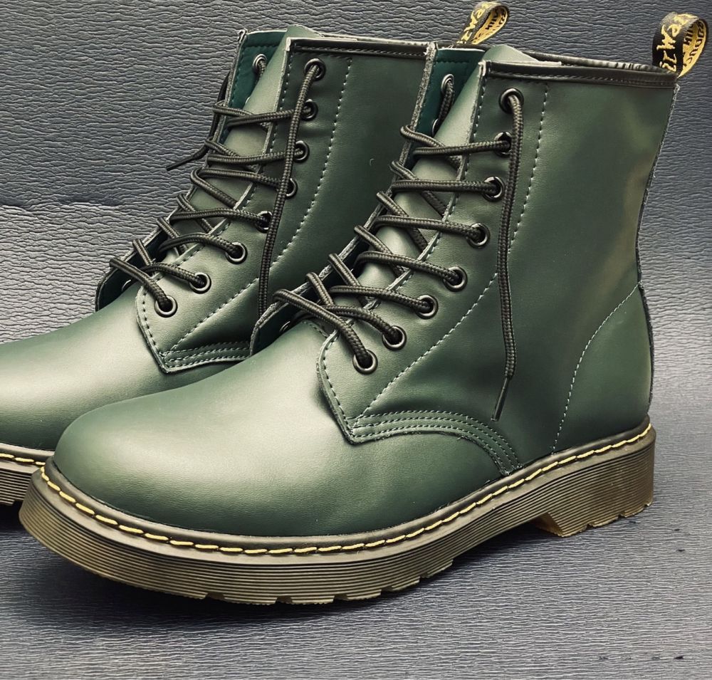 Glany botki workery kozaczki 8 dziurek Dr Martin timberki