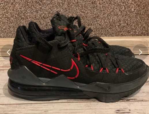 Nike Lebron 17 Low