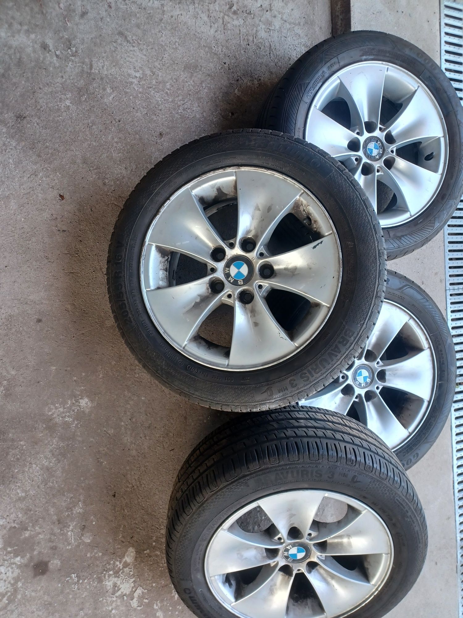 Alufelgi Koła 5x120 R16 BMW E90 E91 E83