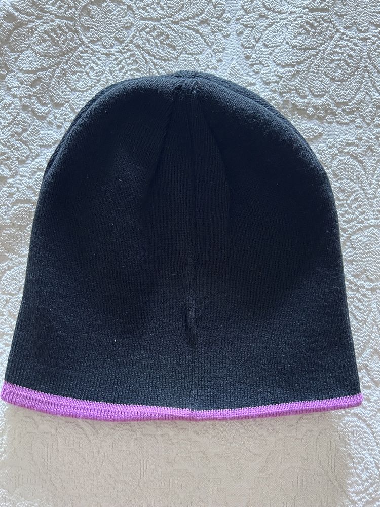 Gorro 2 em 1 roxo e preto