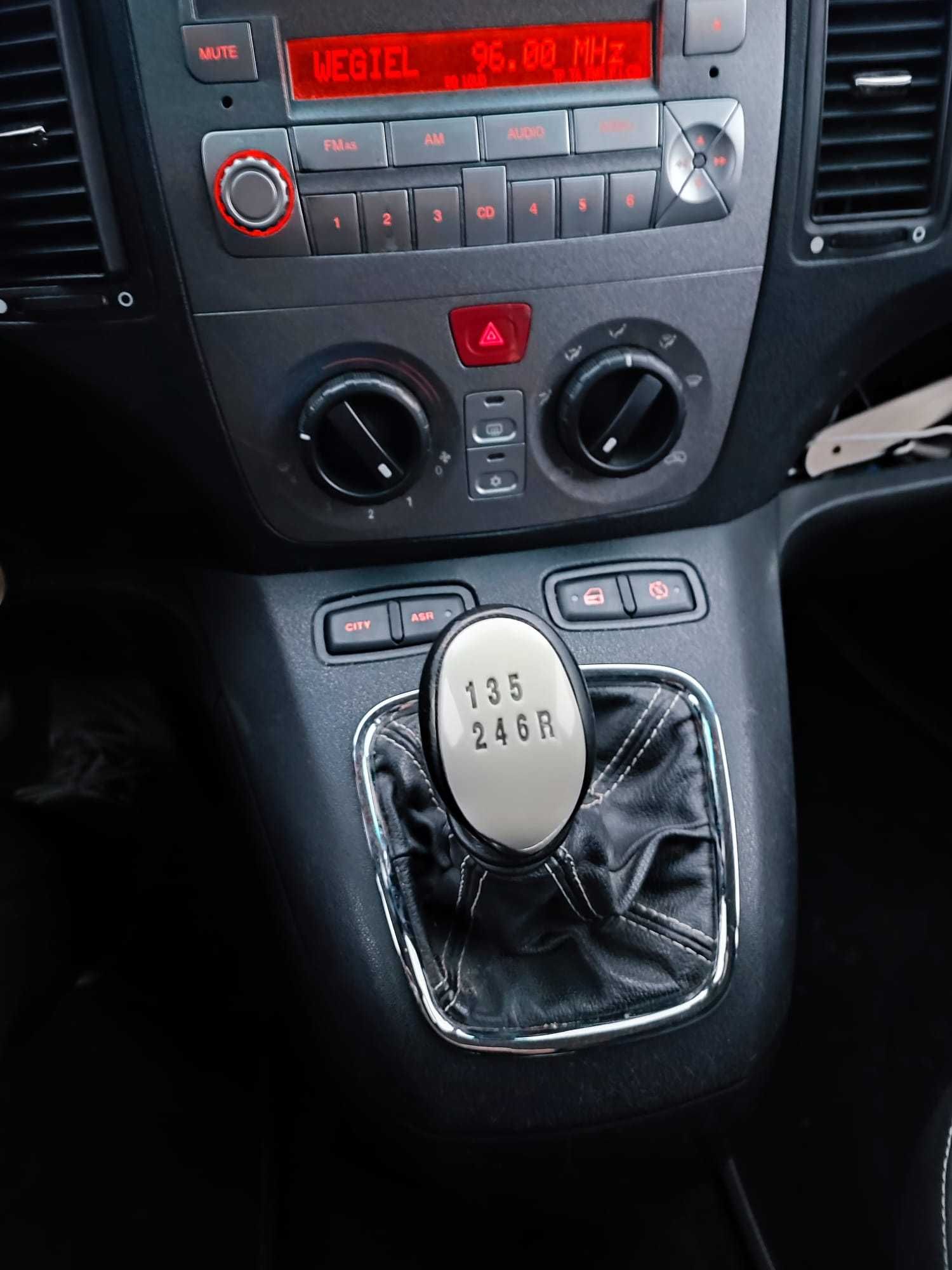 Lancia Musa 1.4 benzyna 2011 rok, klima, 6 biegów, zadbana