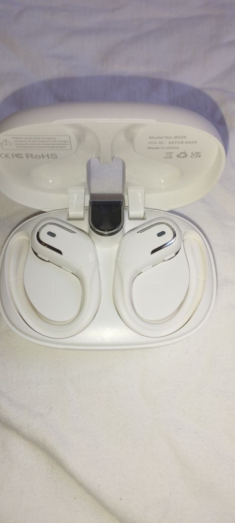 Спортивні навушники Bluetooth Ltinist

1 функція стійкості
