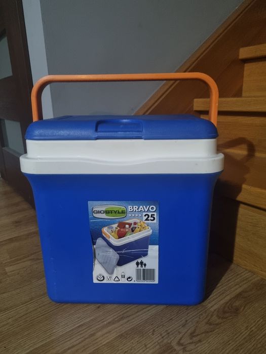 Lodówka turystyczna 25 L Gio Style niebieska podróżna