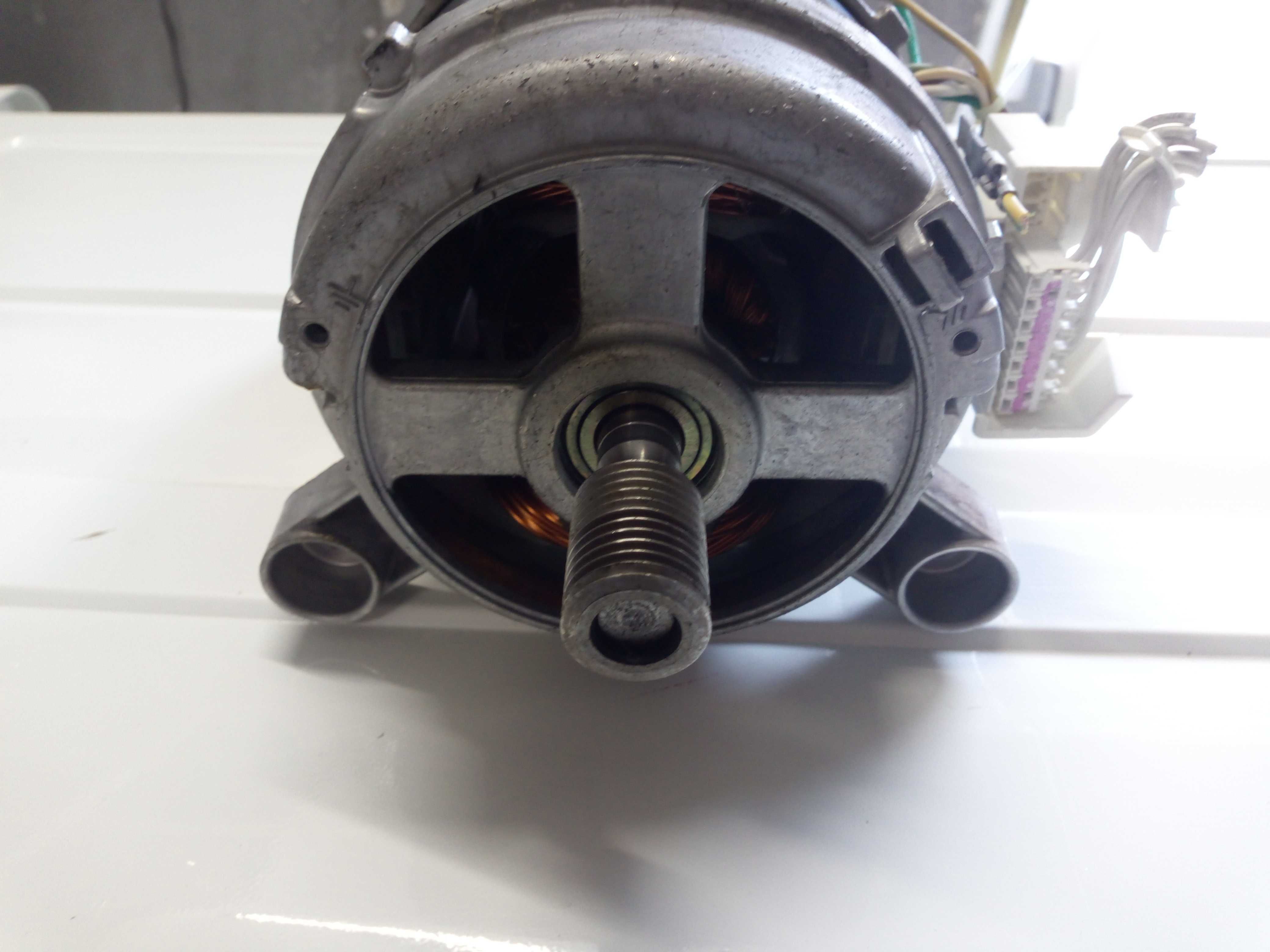 silnik napędowy do pralki Electrolux  acc 20584.513 motor