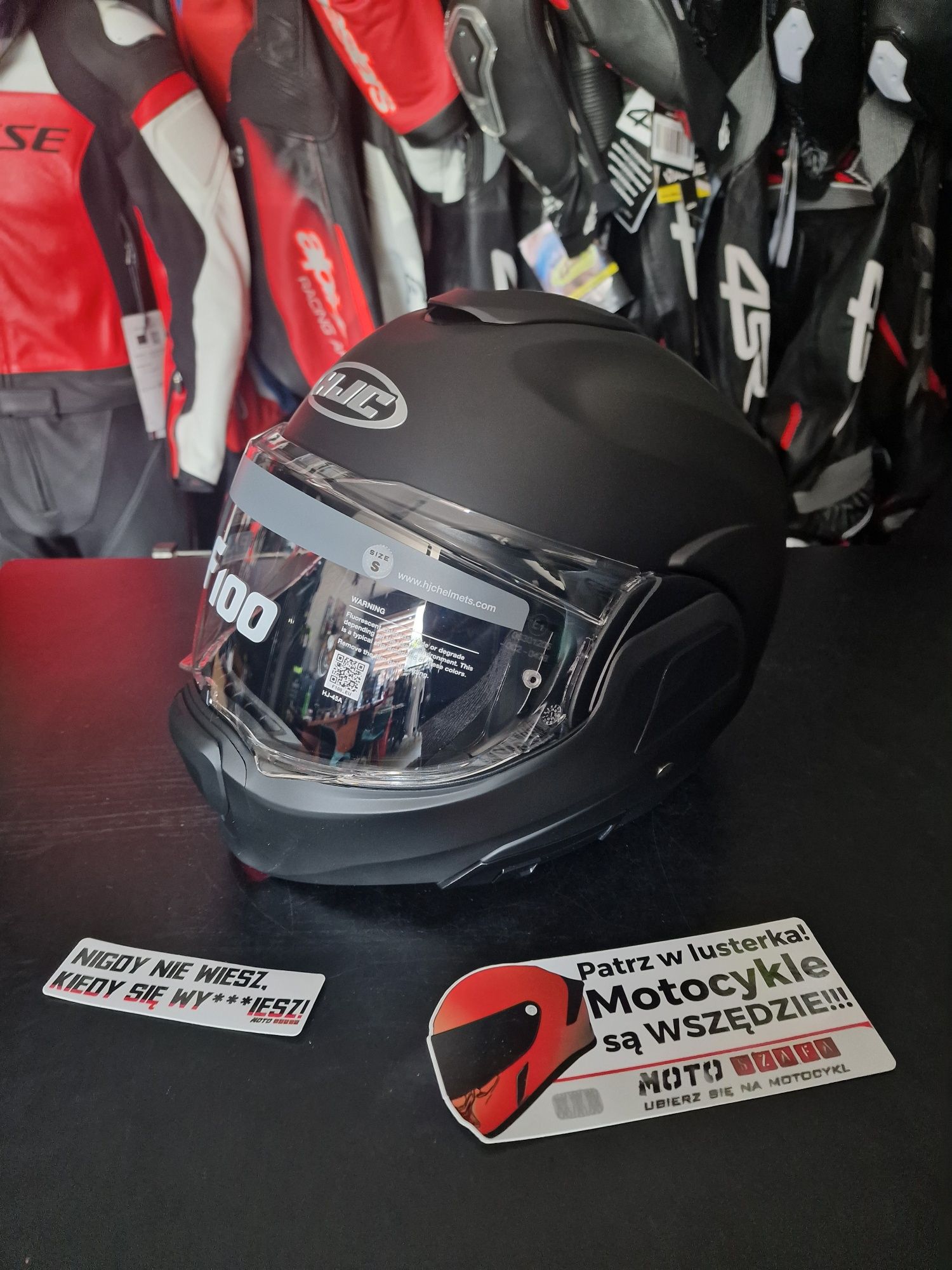 MotoSzafa Kask motocyklowy HJC F100 SOLID SEMI FLAT BLACK !gratisy!