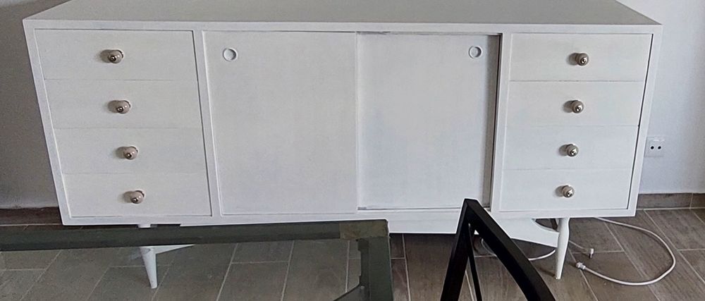 Dois Moveis de sala vintage( aparador e cristaleira)