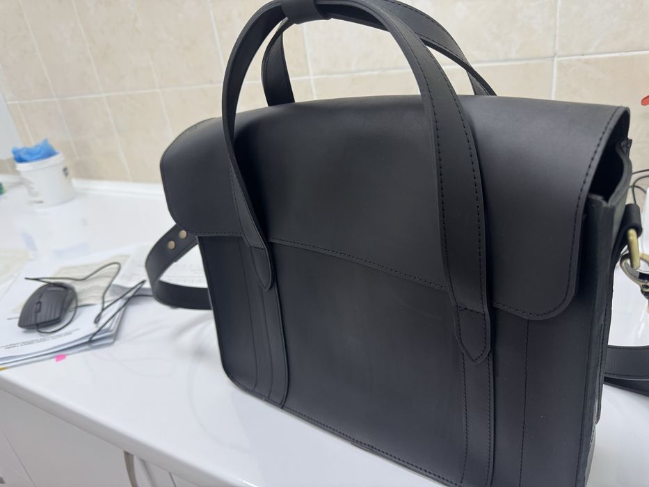 Шкіряна чоловіча сумка