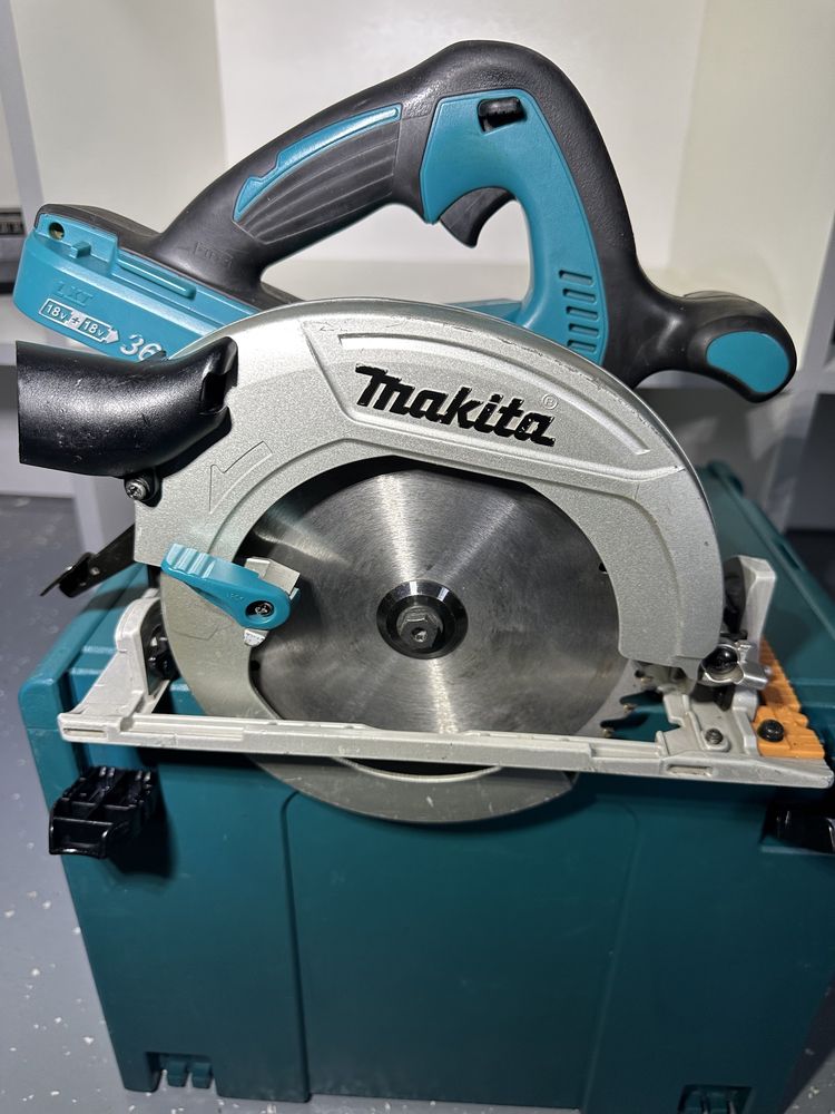 Акумуляторна дискова пила Makita DHS710