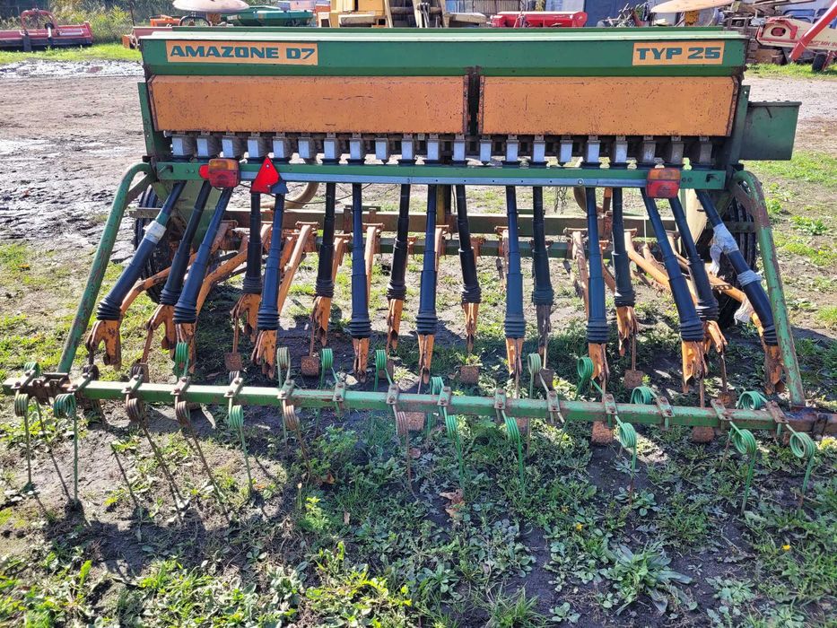 Siewnik do zboża AMAZONE D7 /25