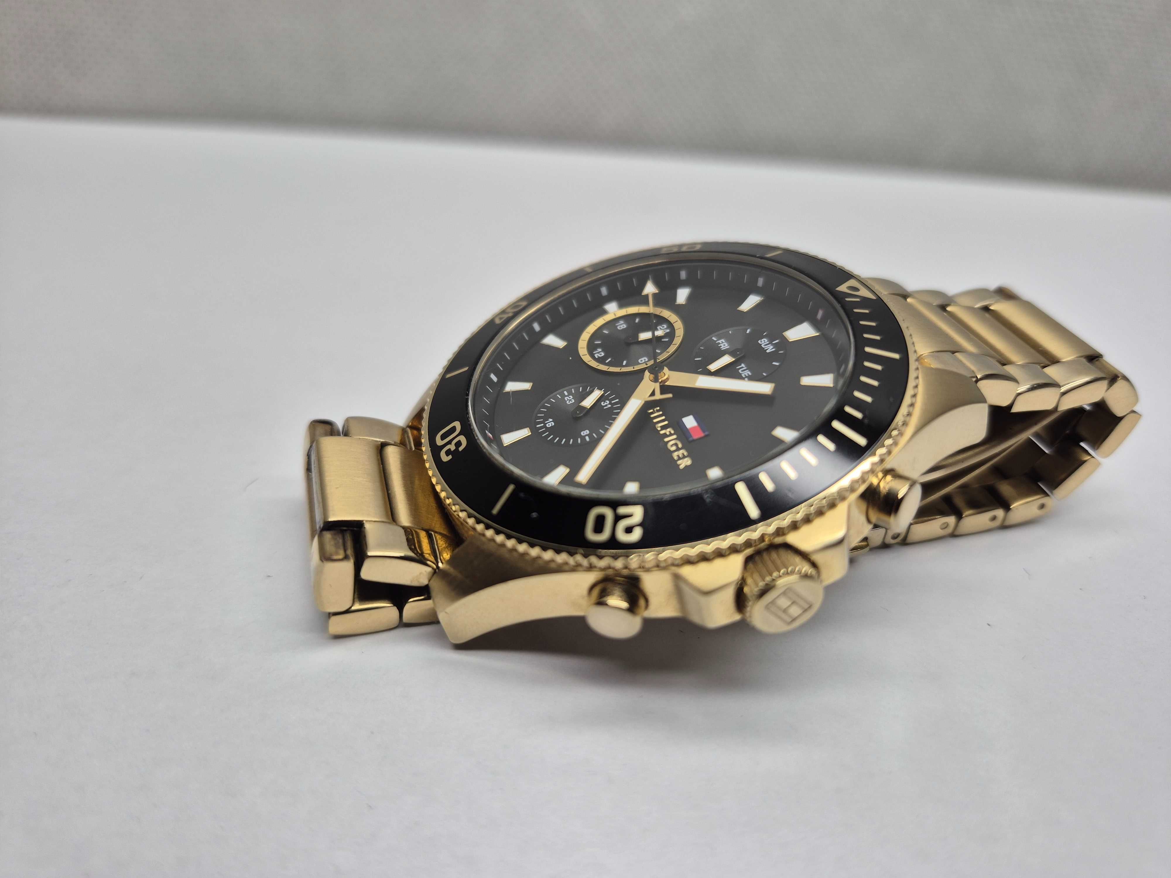 Zegarek Tommy Hilfiger: Madej S.C. Jasło Igielna