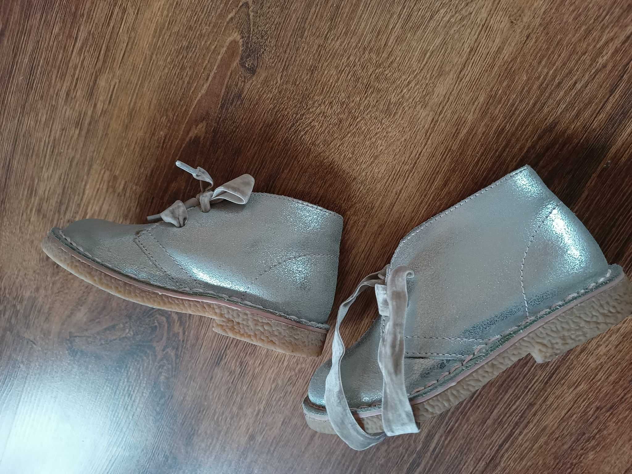 Śliczne buty półbuty botki na jesień 16 cm