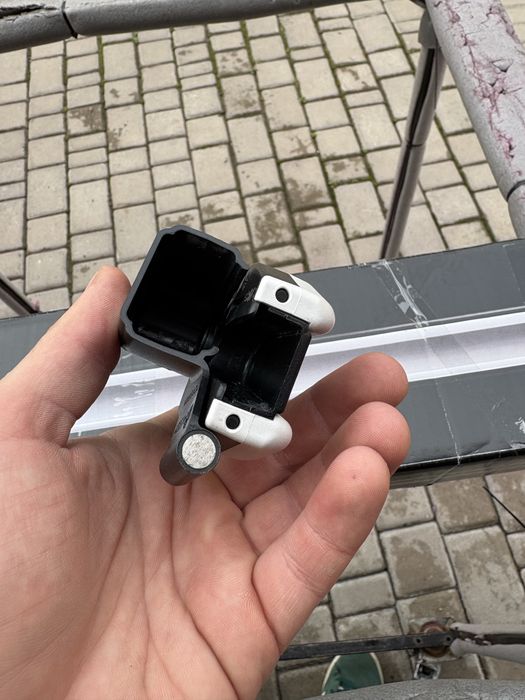 Фонарик у автобокс Thule Box Light 6951 світло свет туле
