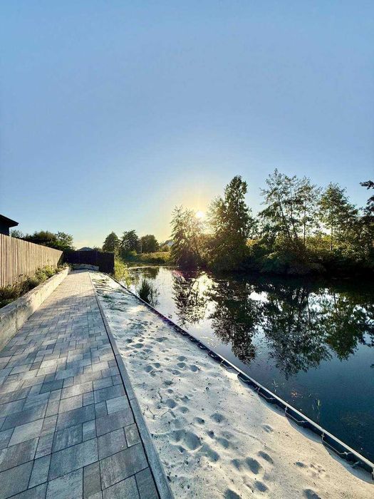 Продаж чудового будинку в котеджному містечку Гнідин під Києвом