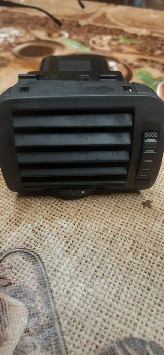 вентиляційний отвір панелі приладів від автомобіля,, Skoda S.uperB