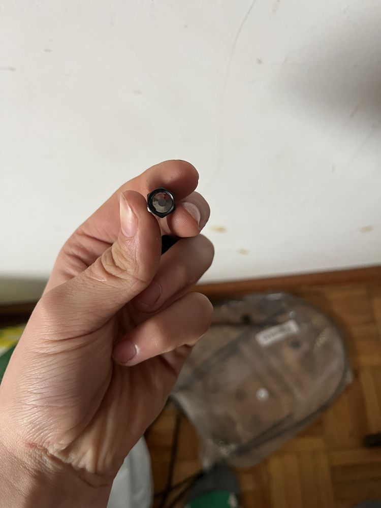 Tampas de camera de ar pretas nunca usadas
