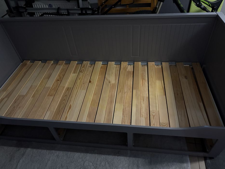 Łóżko hemnes z materacem szare