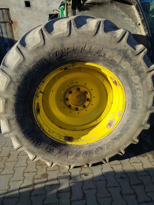 Opony Goodyear 650/65 R38