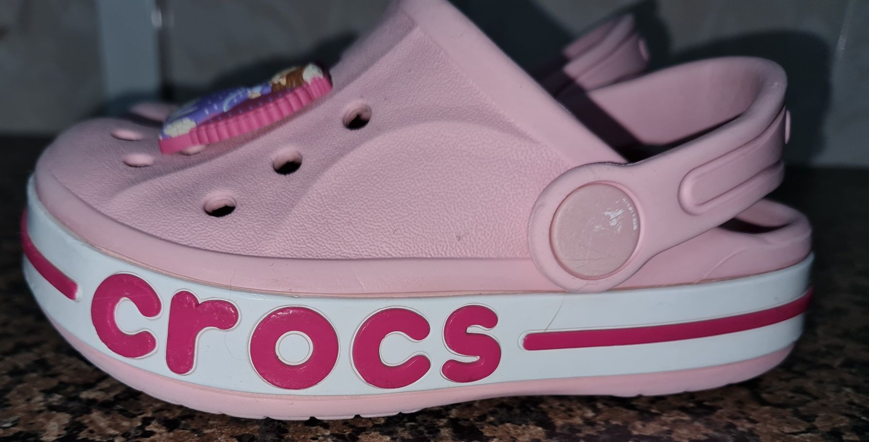 Crocs C8 menina rosa