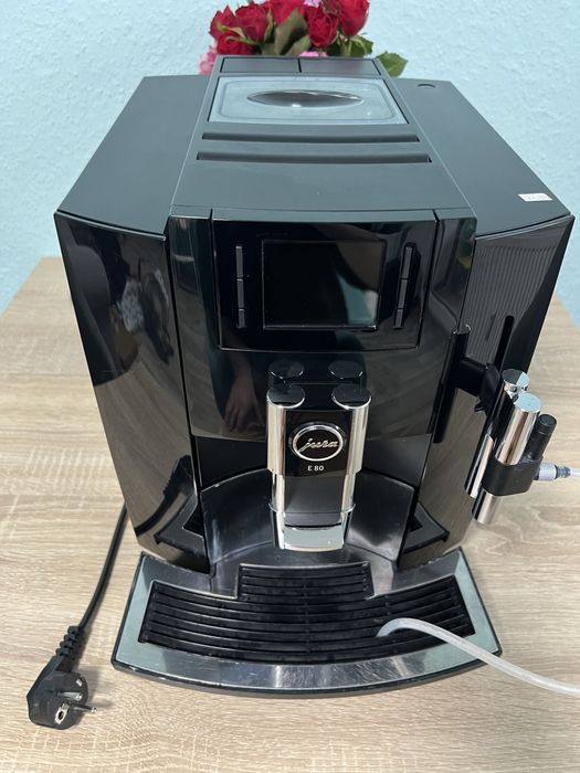 #1699 Jura E80 ekspres do kawy automat mleczne kawy cappuccino latte