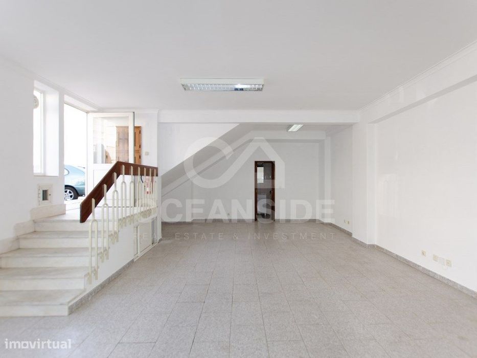 Loja / escritório em Caxias (Oeiras)