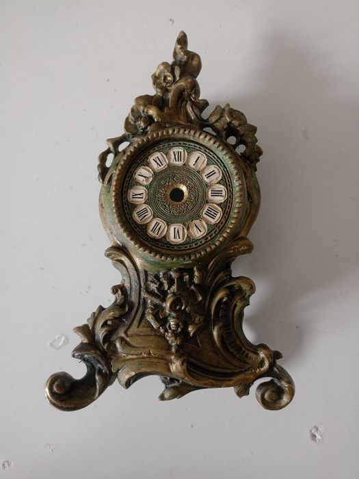 Stary zegar mosiężny na części