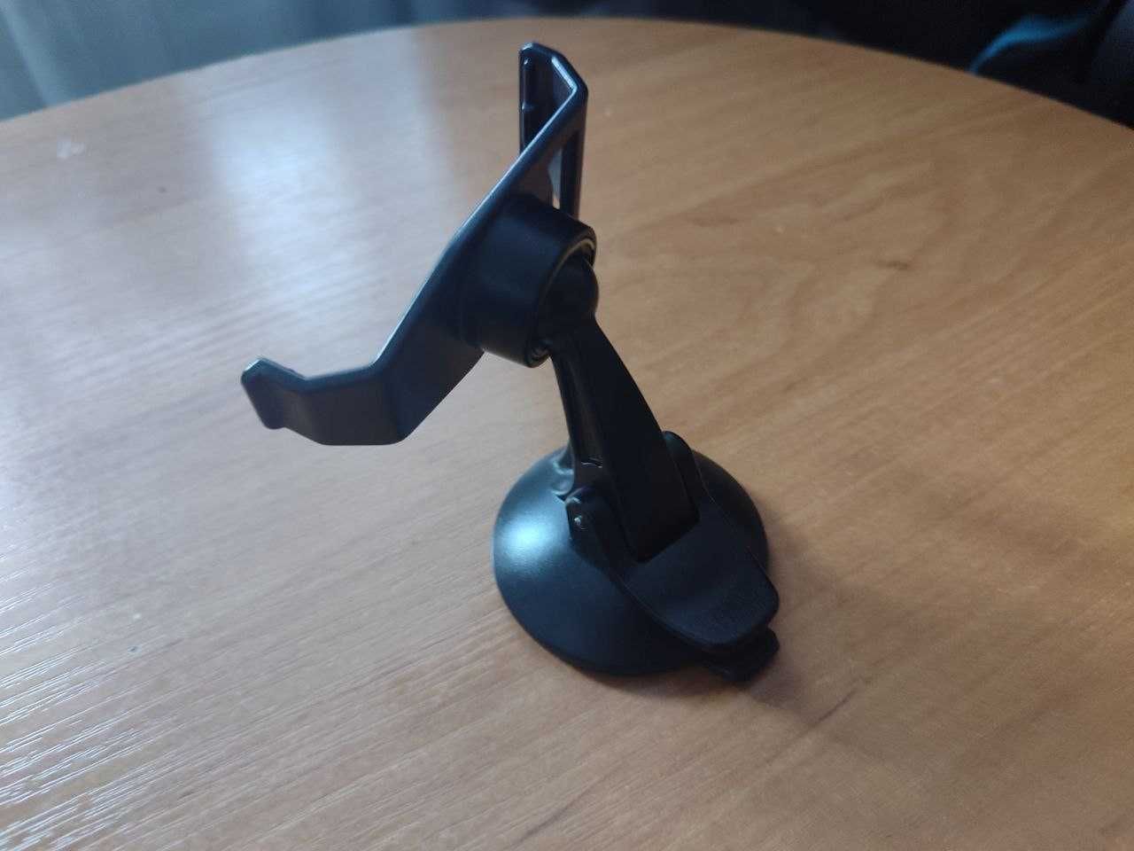 Автокріплення на присосці для навігаторів garmin nuvi 12xx, 13xx