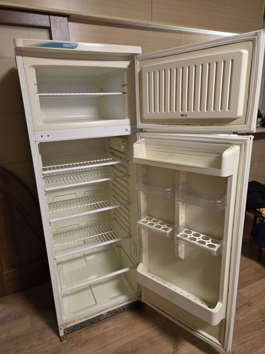 Холодильник Стинол