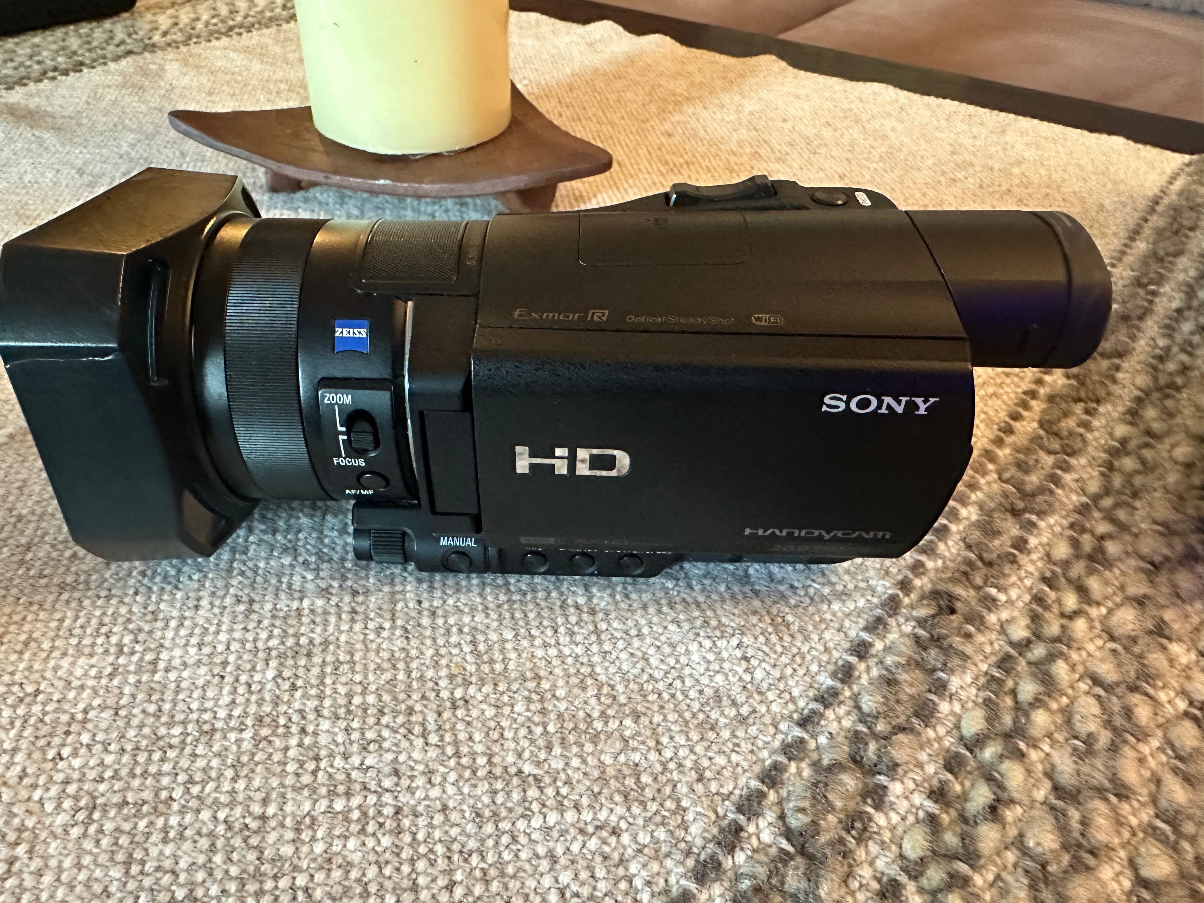 Kamera Sony HDR-CX900E