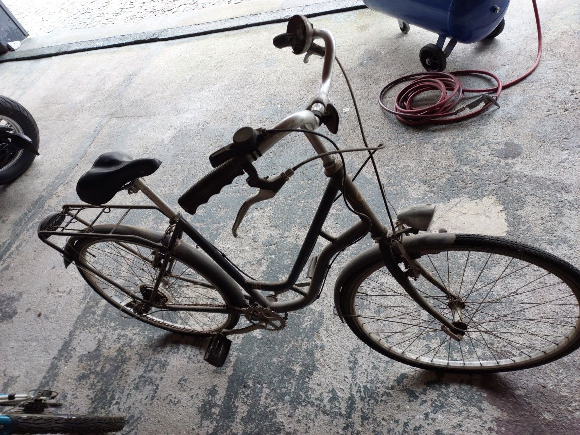 Bicicleta para restauro