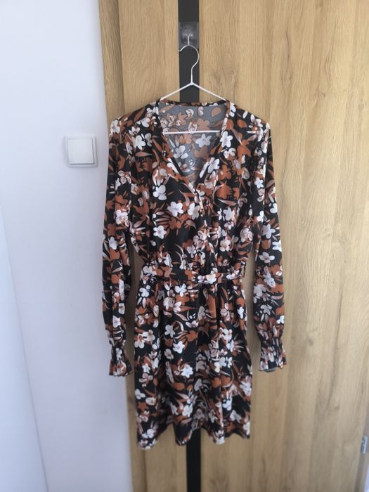 Sukienka damska elegancka XL 42 brązowa kwiaty