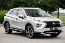 Mitsubishi Eclipse Cross 2.4 Plug-In Hybryda * Head UP * Kamera 360 * 2022 r * Jak nowa * 4x4