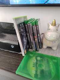 Xbox One z kinectem i 6 grami
