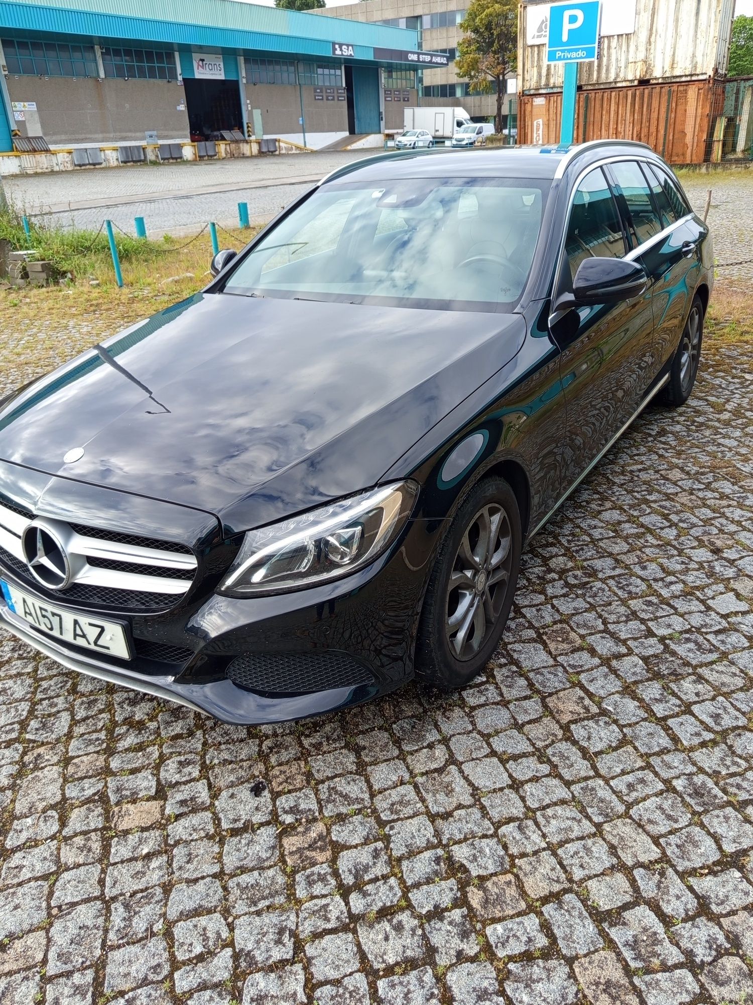Vendo Mercedes C 220 - Negociável
