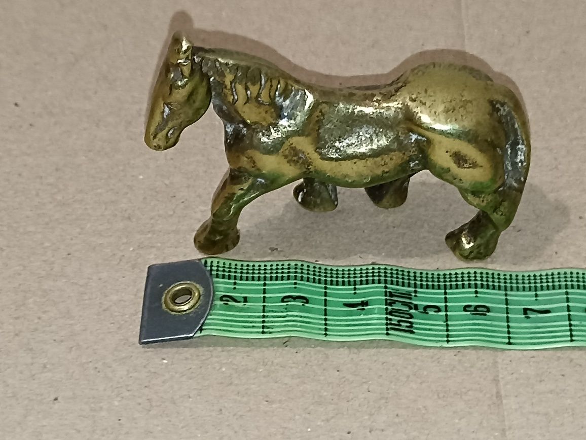 Stara vintage  Mosiężna figurka konia