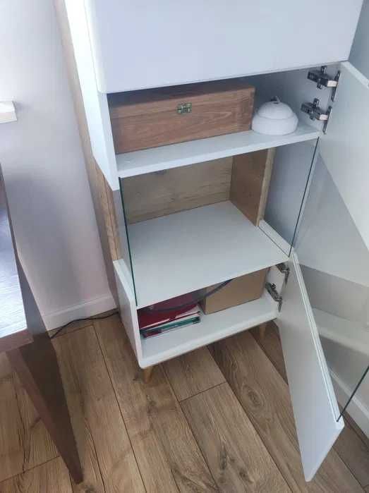 Zestaw mebli Biała witrynka Agata Meble New Vincent
