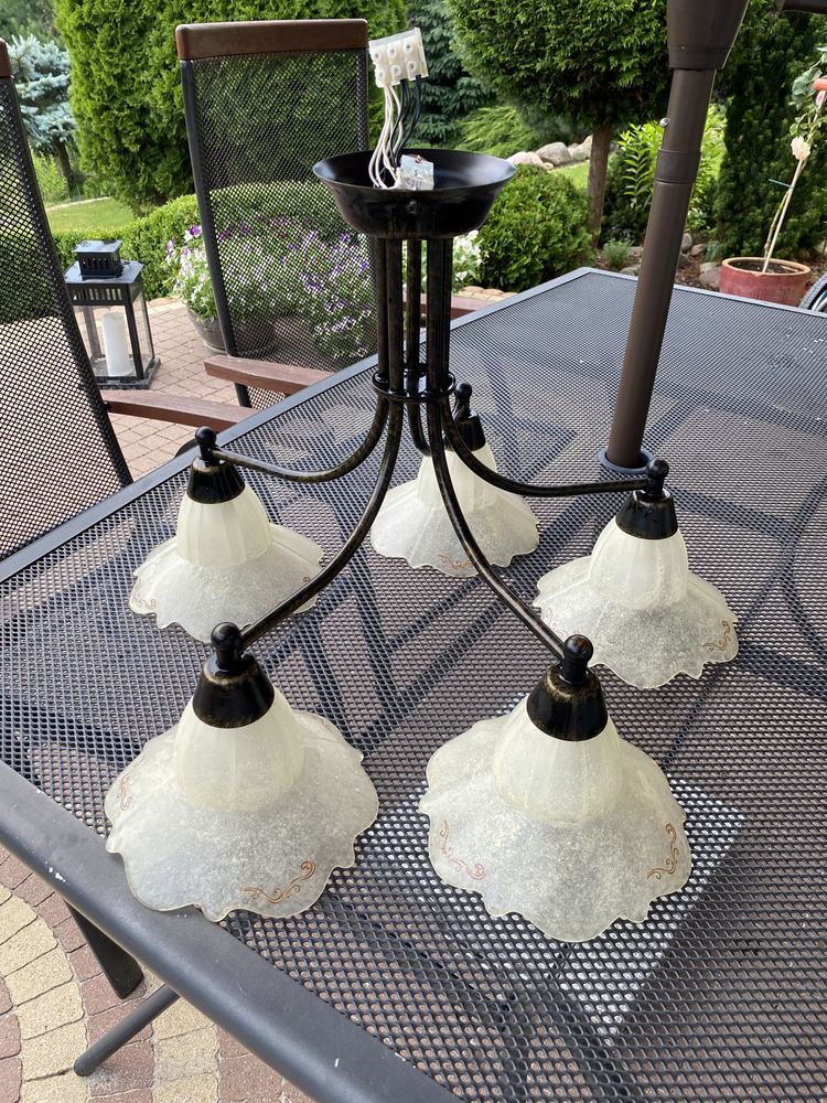 Żyrandol - zestaw dwa żyrandole plus lampa biurko