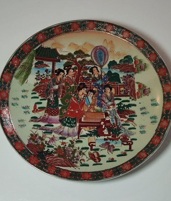 Duży, dekoracyjny chiński talerz