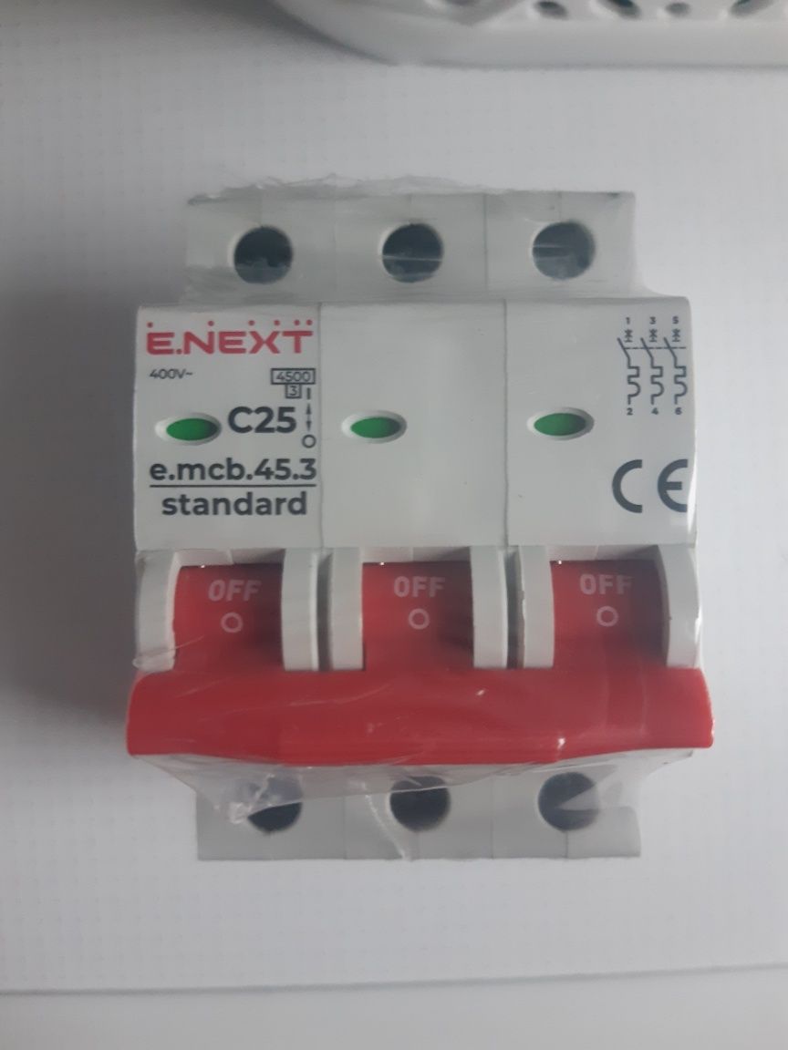 Выключатель автоматический e.next c 25×3