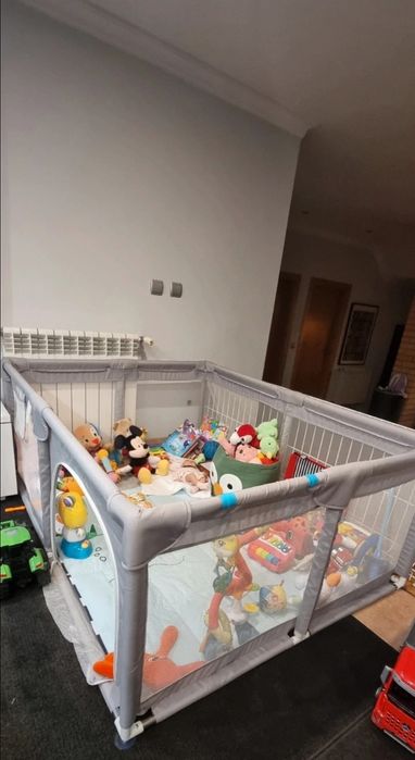 Parque Infantil 180x 200 Como novo